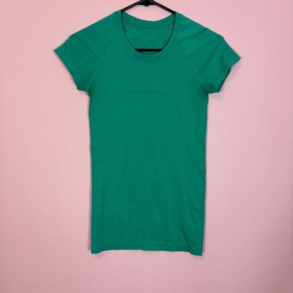 Lululemon Green Swiftly Tech Short Sleeve Top Size 2 - Picture 1 of 7